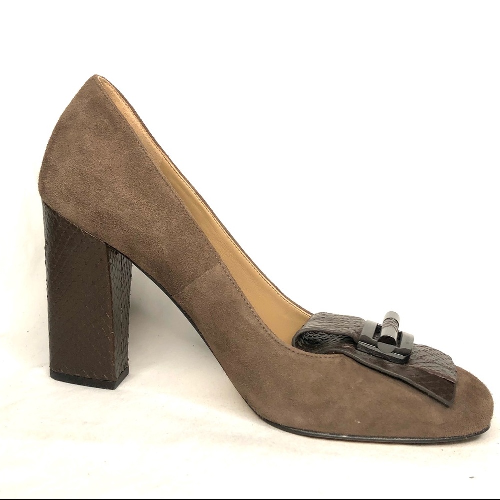 Michael Kors Leather Slip on Heels Sz 7 1/2 - Picture 3 of 16